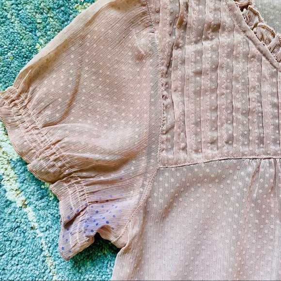 🌷ONLY Love Collection Blouse sheer fabric dot pattern blush colour-beautiful🌷 - Picture 6 of 7